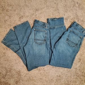 2 pairs of Arizona jeans